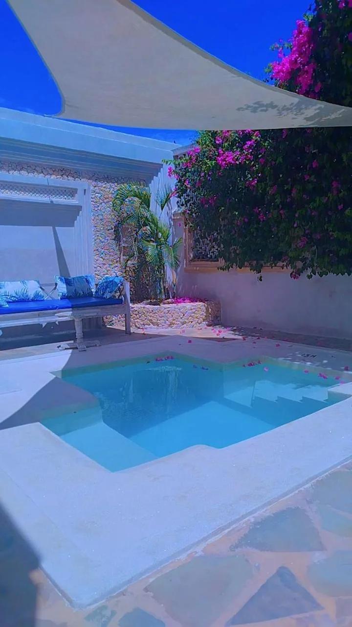 The Villa Luxury Suites Hotel Diani Beach Exterior photo